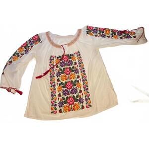 Mexican Style Embroidered White Loose A-Line Cotton Blouse  3/4 Sleeve Small/Med